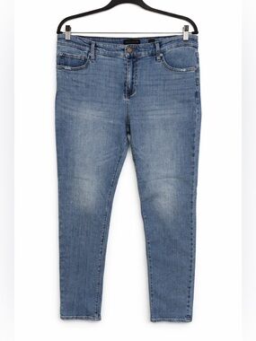 Lucky Brand Sienna Boyfriend Jeans Mid Rise Relaxed Fit Light Wash